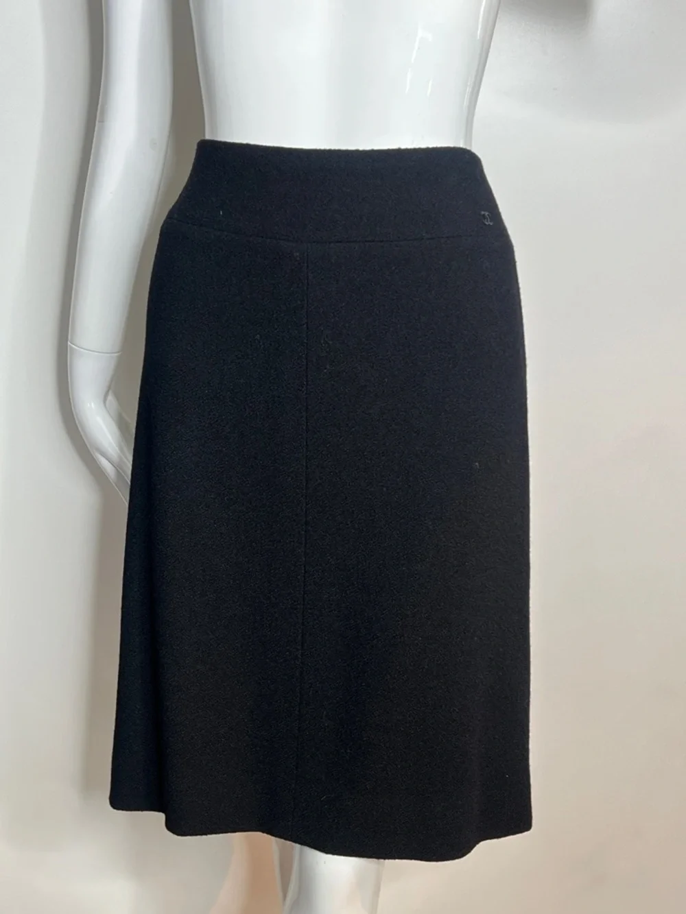 Chanel Sz 42 US 8 Wool Bucle A Line Skirt